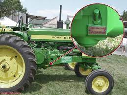 How much horsepower does a john deere 720 have